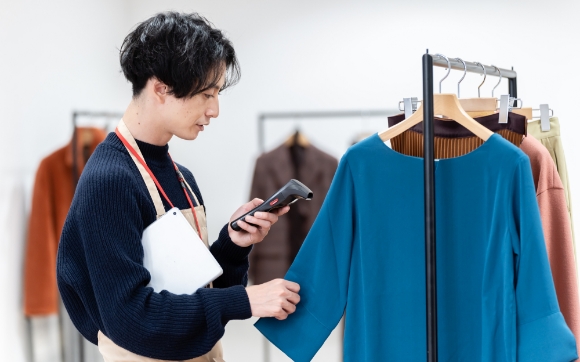 アパレル関連の軽作業のイメージ写真